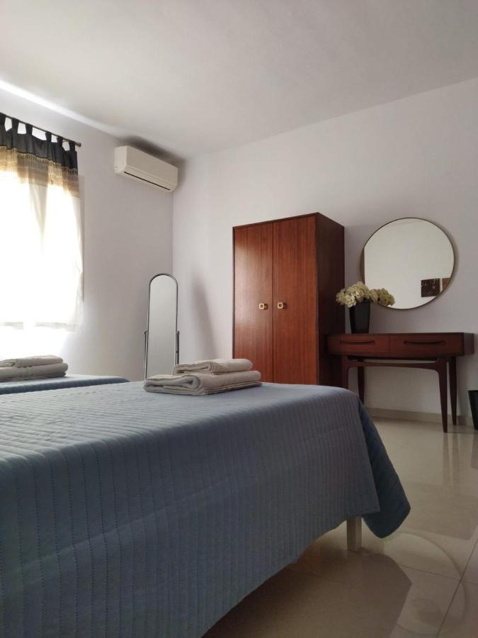 Centrally Located Bugibba Apartment - Seaside Comfort St. Paul's Bay Exteriör bild